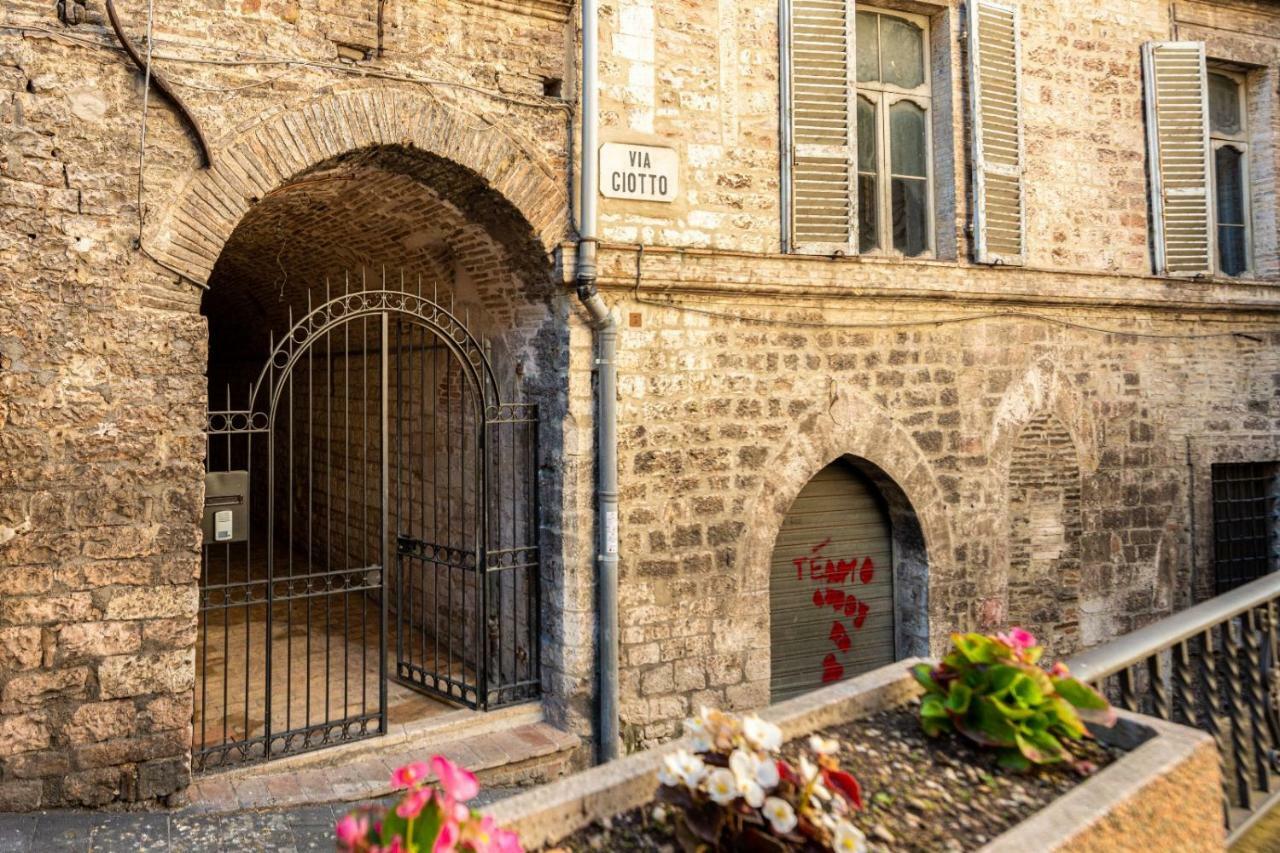 La Casa Dell'Artista Apartment Assisi Ngoại thất bức ảnh